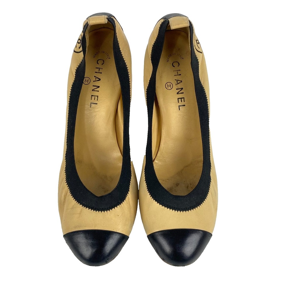 Chanel Leather Pumps Women 40.5 Beige Black Sz 8.5 Luxury Vintage Shoes Cap Toe - Picture 4 of 10